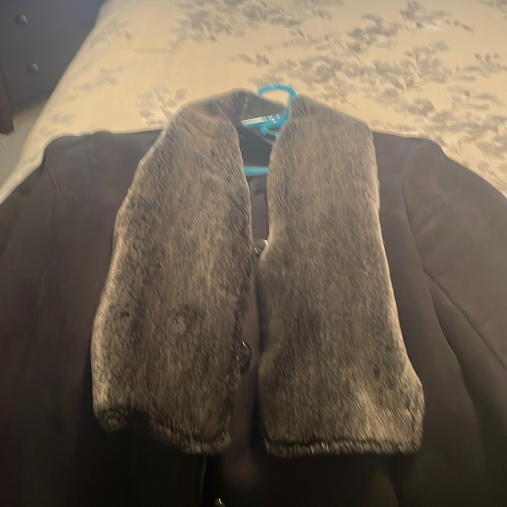 Ellen Tracy Black winter coat with scarf like suede Ellen Tracy petite L